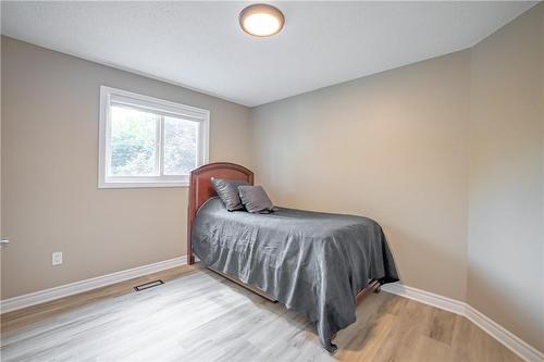 55 Ross Street, Haldimand County, ON - Indoor Photo Showing Bedroom
