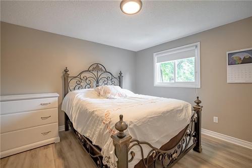 55 Ross Street, Haldimand County, ON - Indoor Photo Showing Bedroom