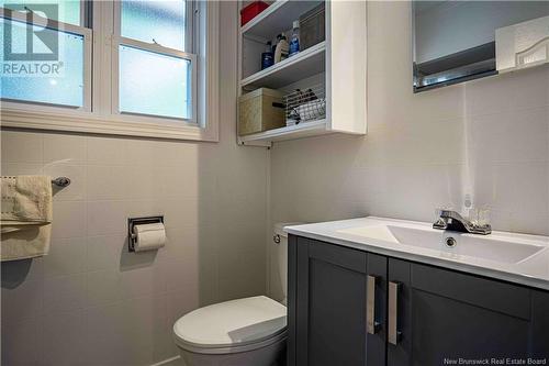 45 Liverpool Street, Fredericton, NB - Indoor Photo Showing Bathroom