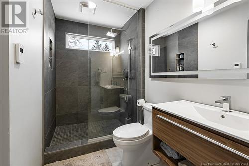 20 Glengrove, Moncton, NB - Indoor Photo Showing Bathroom