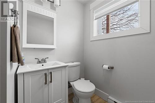 20 Glengrove, Moncton, NB - Indoor Photo Showing Bathroom