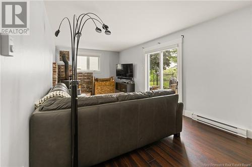 20 Glengrove, Moncton, NB - Indoor Photo Showing Living Room