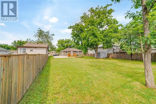 1676 Ford Boulevard, Windsor, ON - Outdoor With Backyard