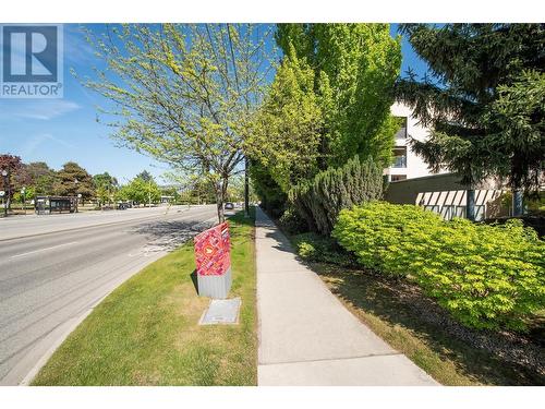 3115 De Montreuil Court Unit# 101, Kelowna, BC - Outdoor