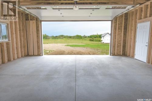 Vandale Rd Acreage, Aberdeen Rm No. 373, SK - Indoor Photo Showing Garage