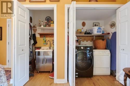 1552 Ste Marie Road, Embrun, ON - Indoor Photo Showing Laundry Room