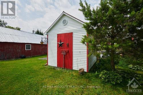 1552 Ste Marie Road, Russell, ON - Outdoor