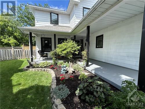 19 Townsend Drive, Ottawa, ON - Outdoor With Deck Patio Veranda