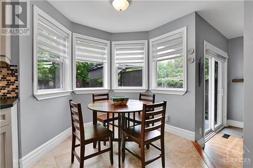 19 Townsend Drive, Ottawa, ON - Indoor Photo Showing Dining Room