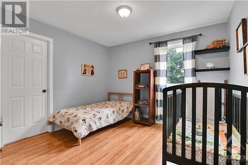 19 Townsend Drive, Ottawa, ON - Indoor Photo Showing Bedroom