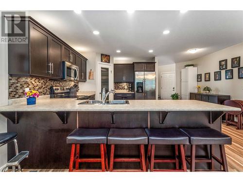 3473 Creekview Crescent, West Kelowna, BC - Indoor Photo Showing Kitchen With Upgraded Kitchen