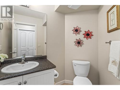 3473 Creekview Crescent, West Kelowna, BC - Indoor Photo Showing Bathroom