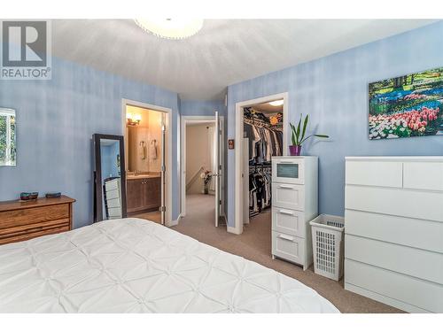 3473 Creekview Crescent, West Kelowna, BC - Indoor Photo Showing Bedroom