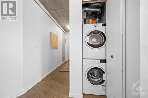 1000 Wellington Street Unit#302, Ottawa, ON - Indoor Photo Showing Laundry Room
