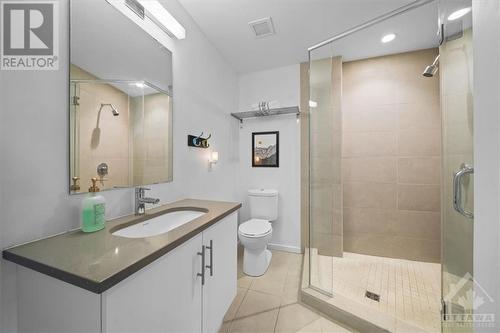 1000 Wellington Street Unit#302, Ottawa, ON - Indoor Photo Showing Bathroom