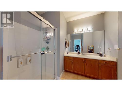 2377 Shannon Woods Drive Unit# 201, West Kelowna, BC - Indoor Photo Showing Bathroom