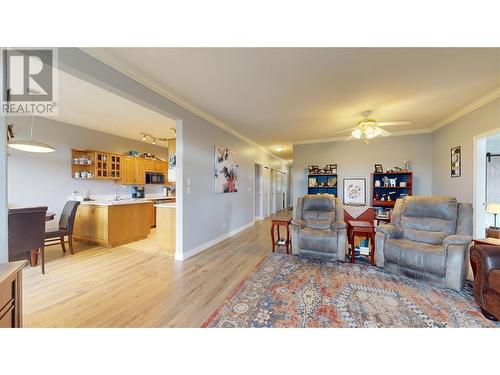 2377 Shannon Woods Drive Unit# 201, West Kelowna, BC - Indoor Photo Showing Living Room