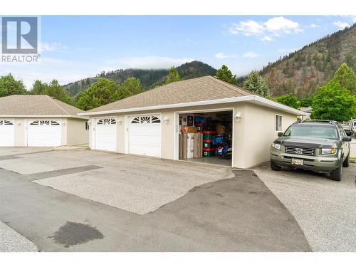 2377 Shannon Woods Drive Unit# 201, West Kelowna, BC - Outdoor