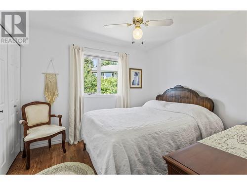 2041 26 Avenue Ne, Salmon Arm, BC - Indoor Photo Showing Bedroom