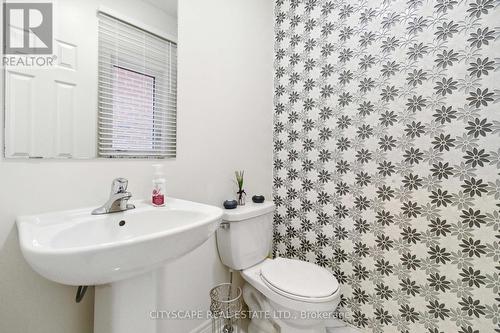 485 Bessborough Drive, Milton, ON - Indoor Photo Showing Bathroom