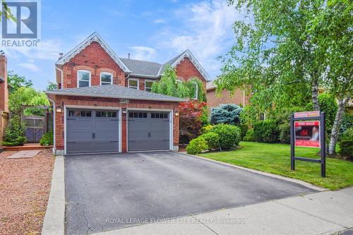 6052 St. Ives Way, Mississauga, ON - Outdoor With Facade