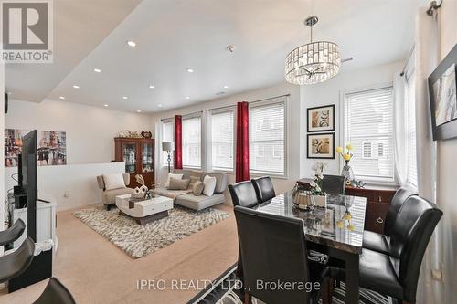 67 - 760 Lawrence Avenue, Toronto, ON - Indoor Photo Showing Dining Room