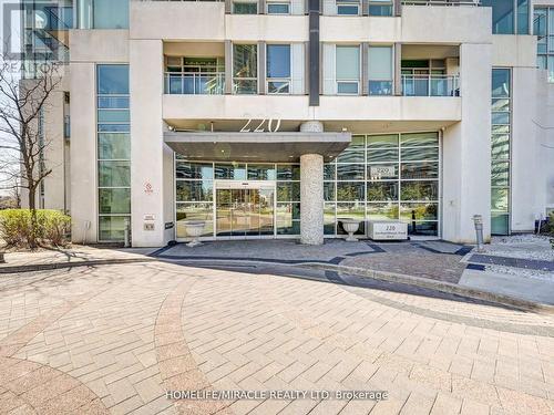 913 - 220 Burnhamthorpe Road W, Mississauga, ON - Outdoor With Balcony