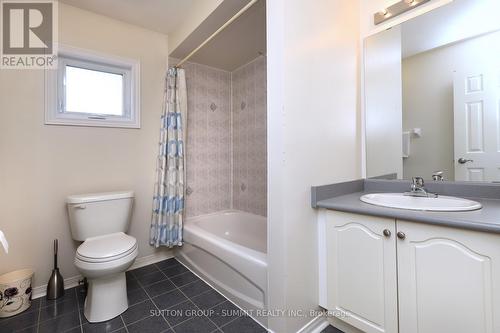 3949 Arbourview Terrace, Mississauga, ON - Indoor Photo Showing Bathroom