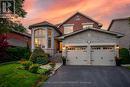 2334 Carpenters Circle, Oakville, ON  - Outdoor With Facade 