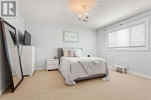 2334 Carpenters Circle, Oakville, ON - Indoor Photo Showing Bedroom