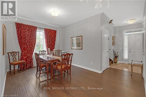 93 Southshore Crescent, Hamilton, ON - Indoor Photo Showing Dining Room