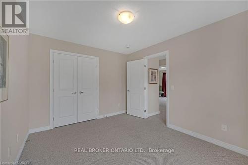 93 Southshore Crescent, Hamilton, ON - Indoor Photo Showing Other Room