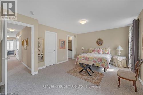 93 Southshore Crescent, Hamilton, ON - Indoor Photo Showing Bedroom