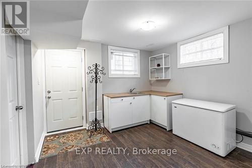 Lower - 72 Ingleside Drive, Kitchener, ON - Indoor Photo Showing Laundry Room