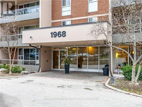 302 - 1968 Main Street W, Hamilton, ON - Outdoor With Balcony