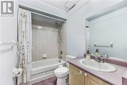 64 - 1292 Sherwood Mills Boulevard, Mississauga, ON - Indoor Photo Showing Bathroom