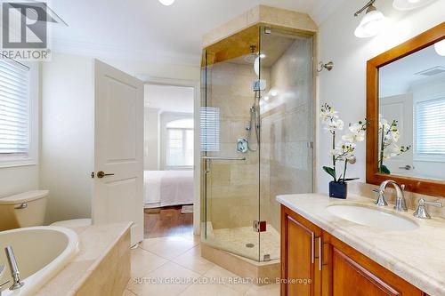 29 Kenora Crescent, Toronto, ON - Indoor Photo Showing Bathroom