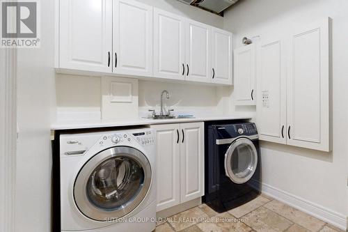 29 Kenora Crescent, Toronto, ON - Indoor Photo Showing Laundry Room