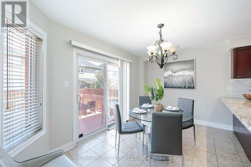 43 Sir Jacobs Crescent, Brampton, ON - Indoor Photo Showing Dining Room