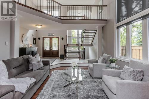 2187 Brays Lane, Oakville, ON - Indoor Photo Showing Living Room