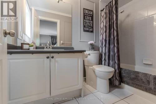 2187 Brays Lane, Oakville, ON - Indoor Photo Showing Bathroom