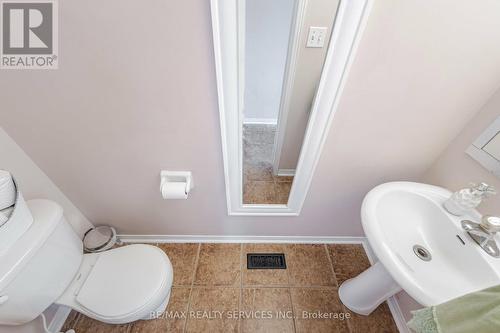 36 Berries Drive, Brampton, ON - Indoor Photo Showing Bathroom