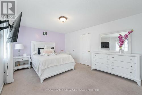 36 Berries Drive, Brampton, ON - Indoor Photo Showing Bedroom