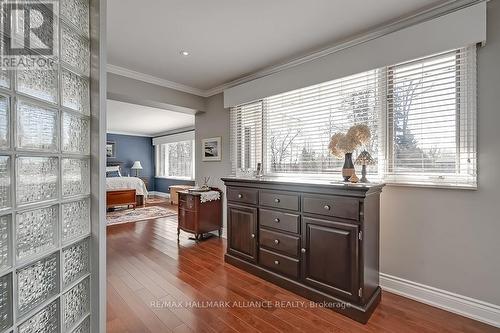 258 Westwood Drive, Oakville, ON - Indoor