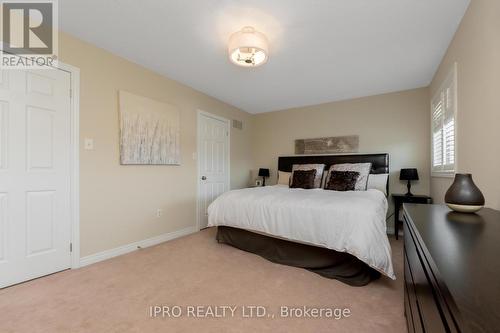 13 Putnam Drive, Brampton, ON - Indoor Photo Showing Bedroom