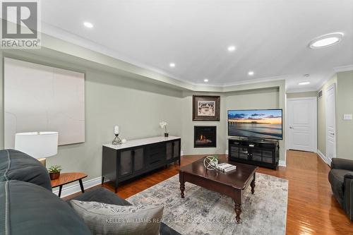 227 - 60 Rosewood Avenue, Mississauga, ON - Indoor Photo Showing Living Room