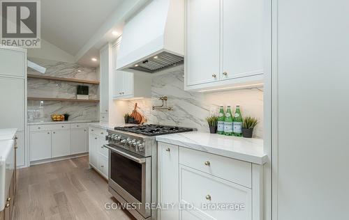 37 Cotman Crescent, Toronto, ON - Indoor Photo Showing Kitchen With Upgraded Kitchen