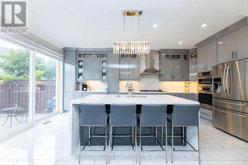3316 Stalybridge Drive, Oakville, ON - Indoor Photo Showing Kitchen With Upgraded Kitchen