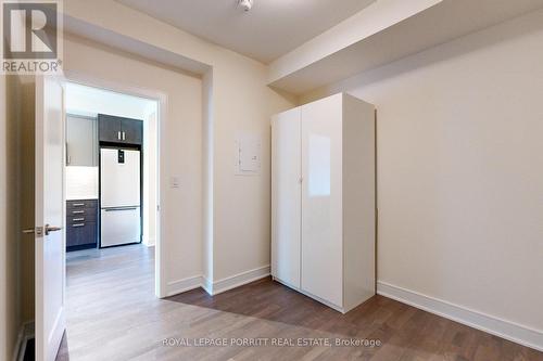 302 - 1575 Lakeshore Road W, Mississauga, ON - Indoor Photo Showing Other Room