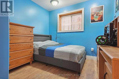 119 58Th Street S, Wasaga Beach, ON - Indoor Photo Showing Bedroom
